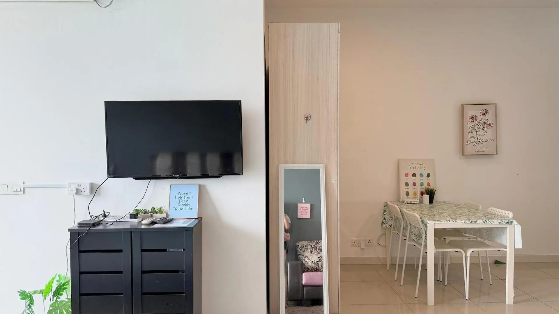 Appartamento Rainforest City House Paradigm Skudai Utm Tvbox Johor Bahru Malesia